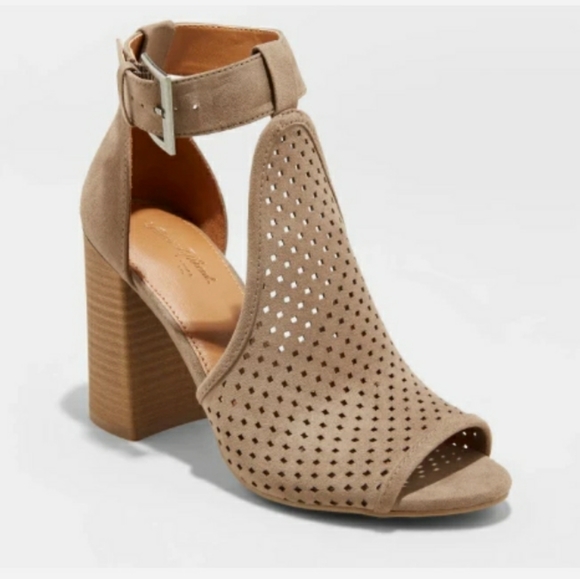 Universal Thread Shoes - Laser Cut Open Toe Ankle Strap Heeled Sandals